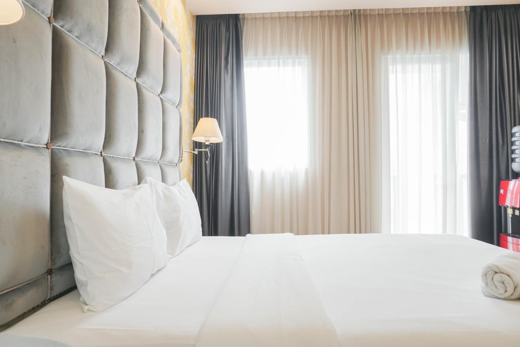 Warm & Cozy At Signature Park Grande By Travelio Jakarta